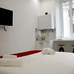 New Joyful Guest House
